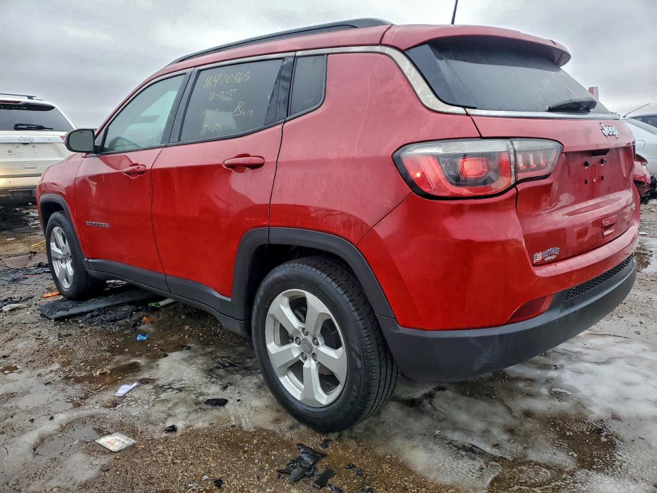 2019 JEEP COMPASS LATITUDE photo 2