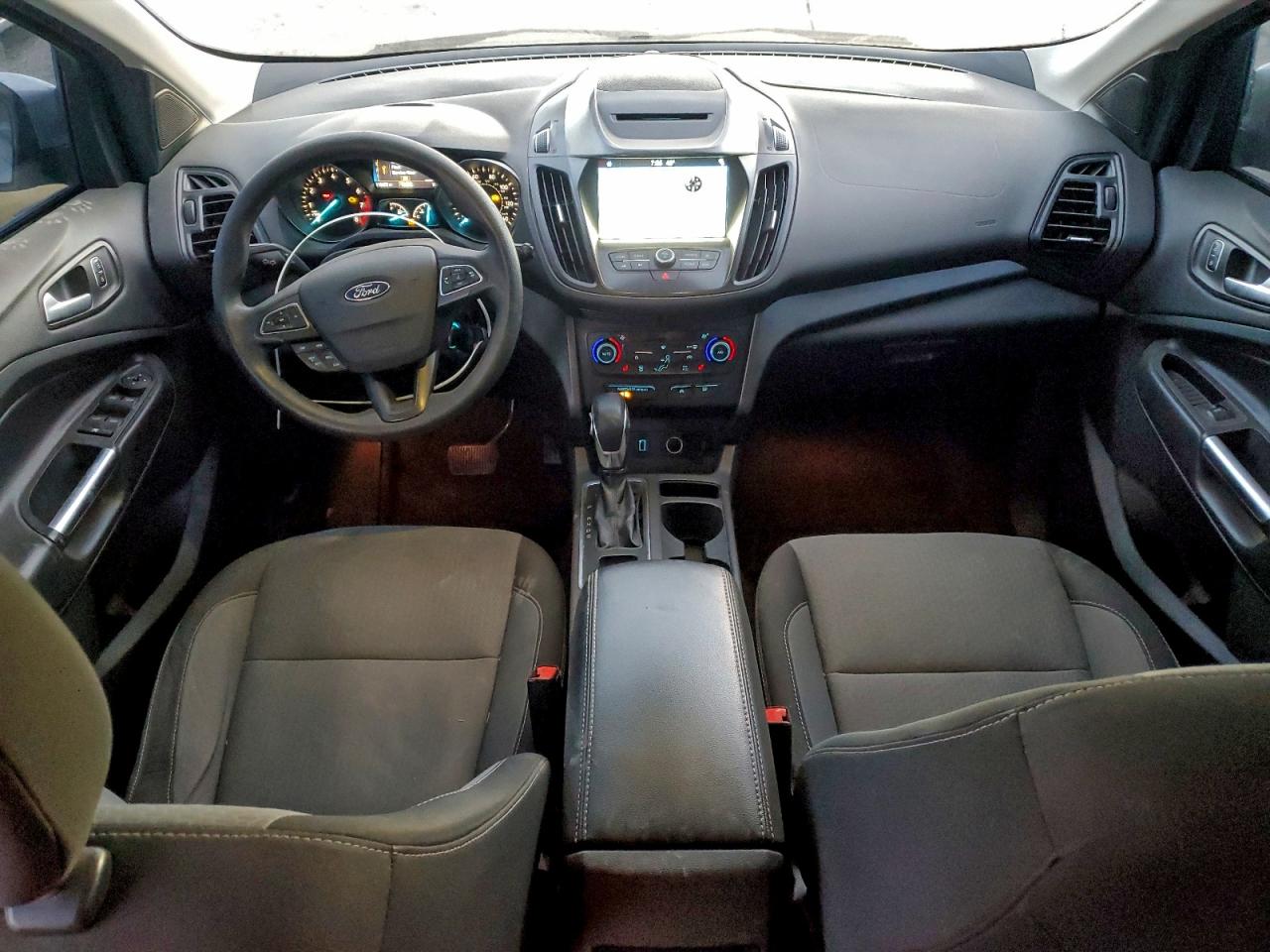 2018 FORD ESCAPE SE photo 8