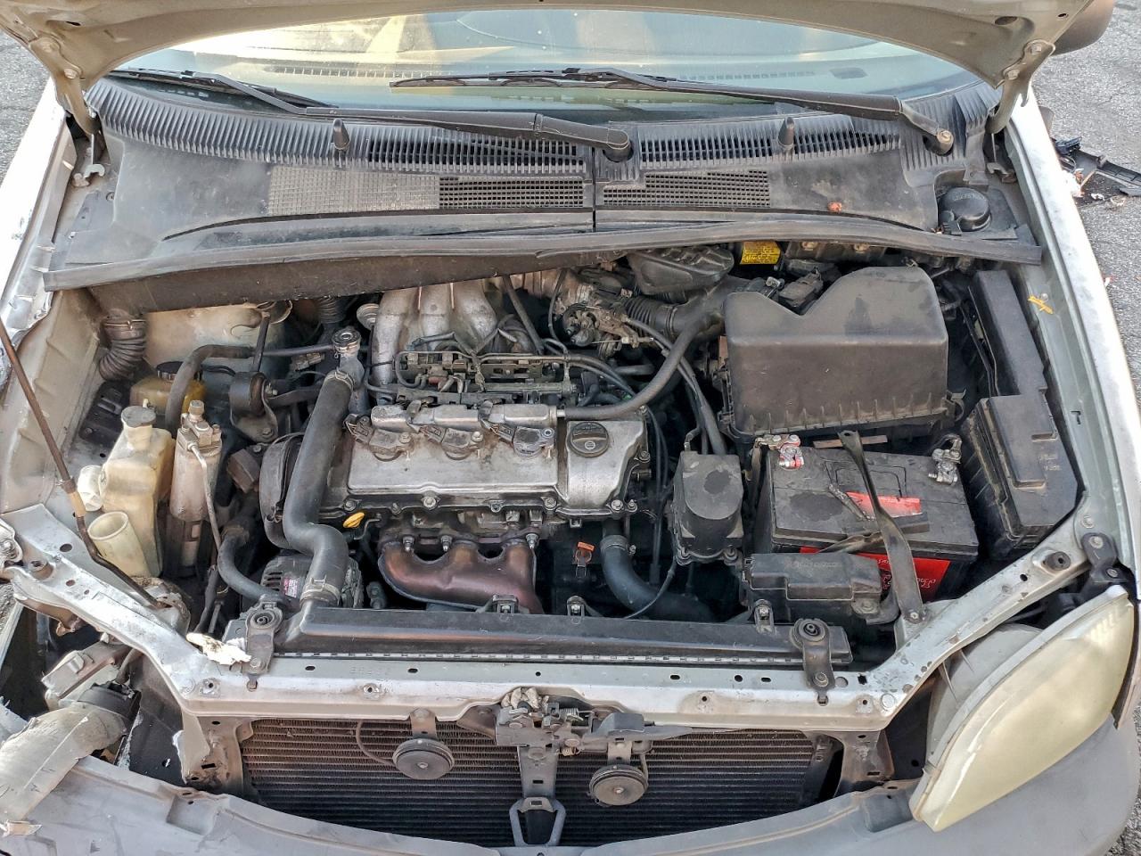 2001 TOYOTA SIENNA LE photo 12
