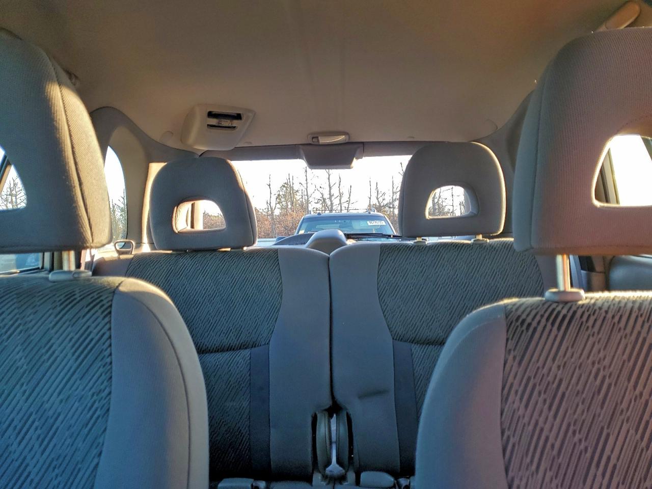 2002 TOYOTA RAV4 photo 10
