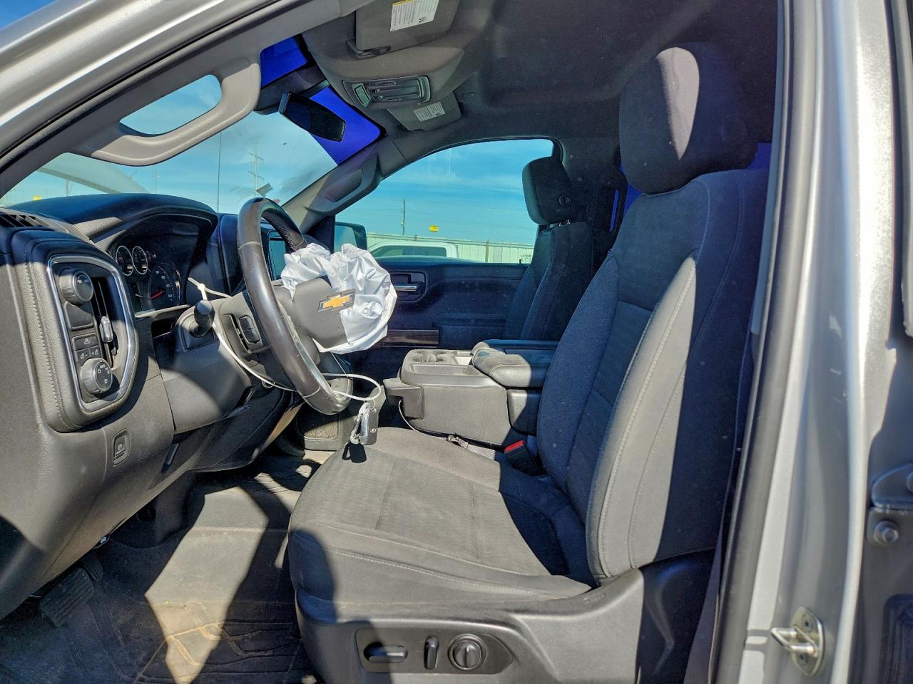 2021 CHEVROLET SILVERADO C1500 LT photo 7