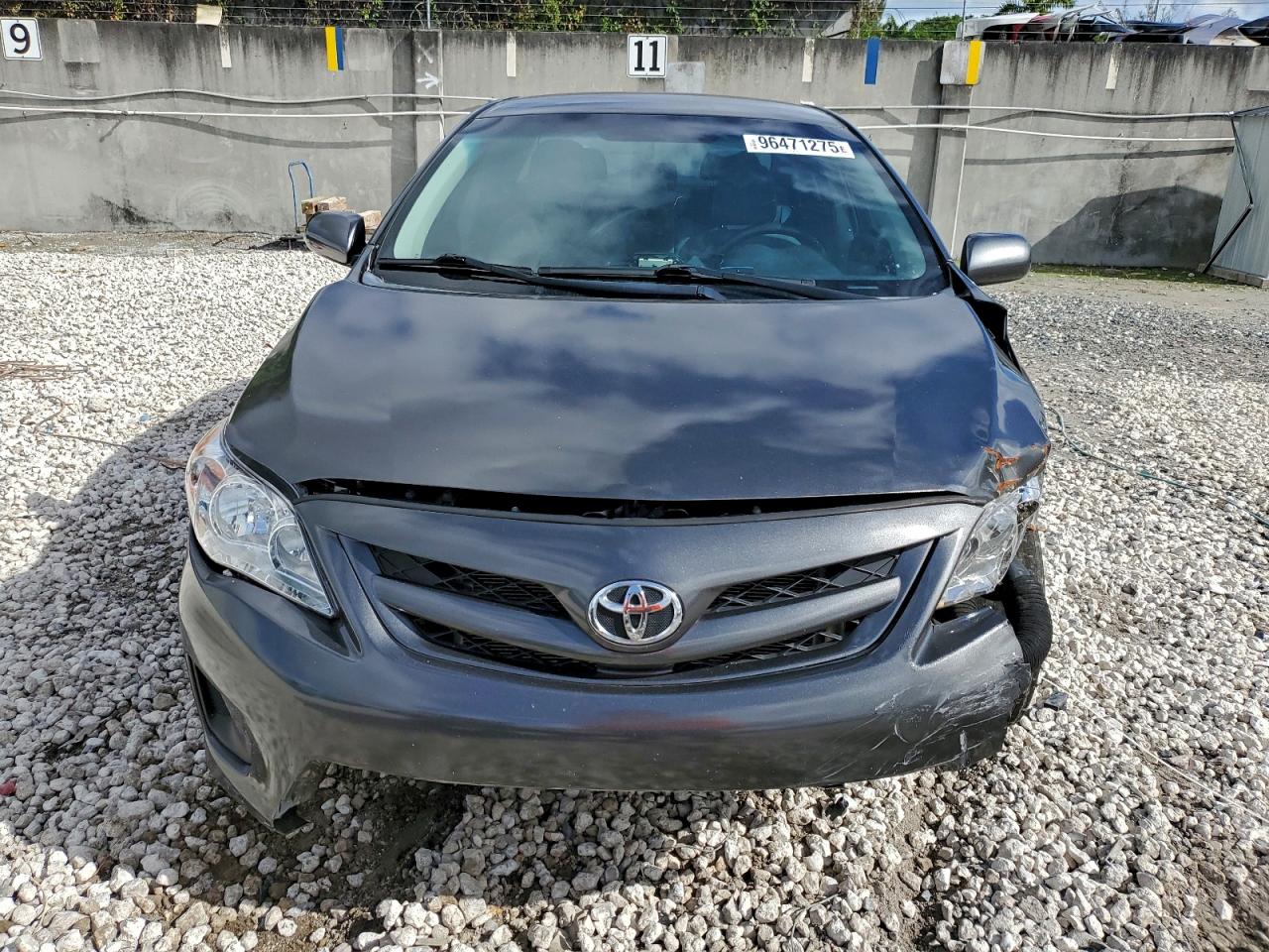 2013 TOYOTA COROLLA BASE photo 5