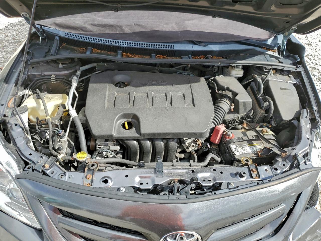 2013 TOYOTA COROLLA BASE photo 11