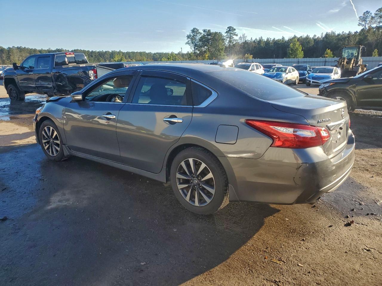 2017 NISSAN ALTIMA 2.5 SV photo 2