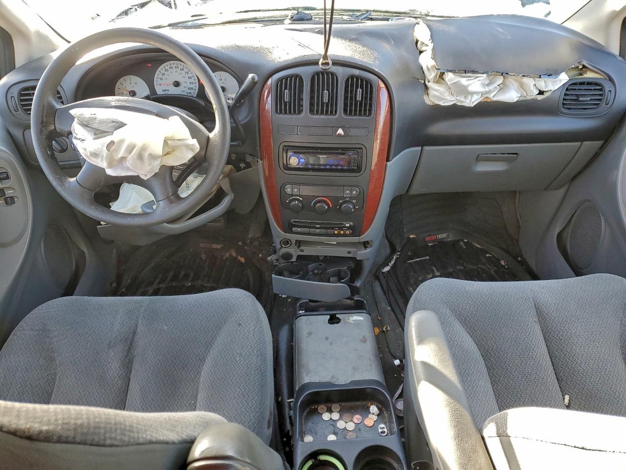 2005 CHRYSLER TOWN & COUNTRY photo 8