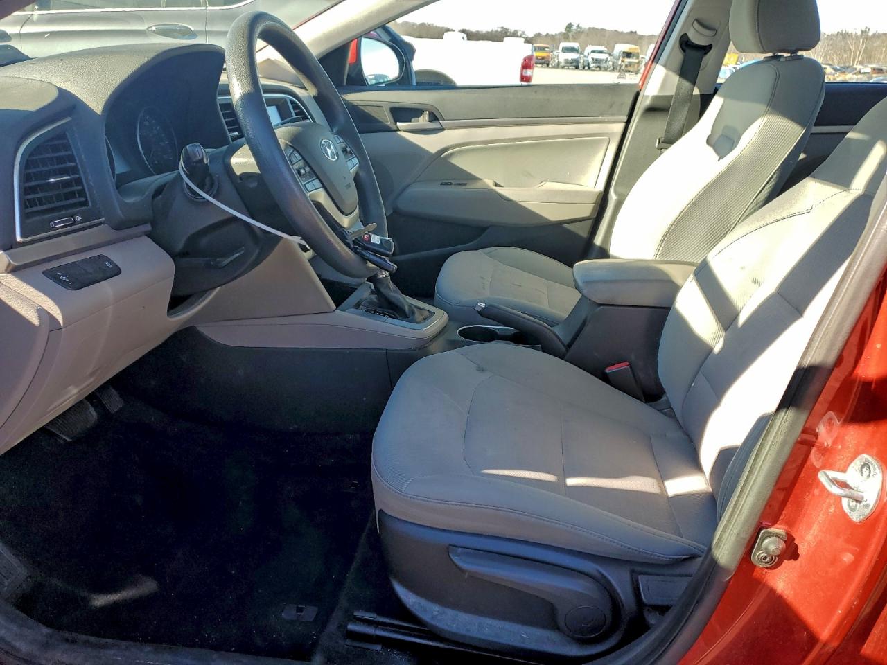 2017 HYUNDAI ELANTRA SE photo 7