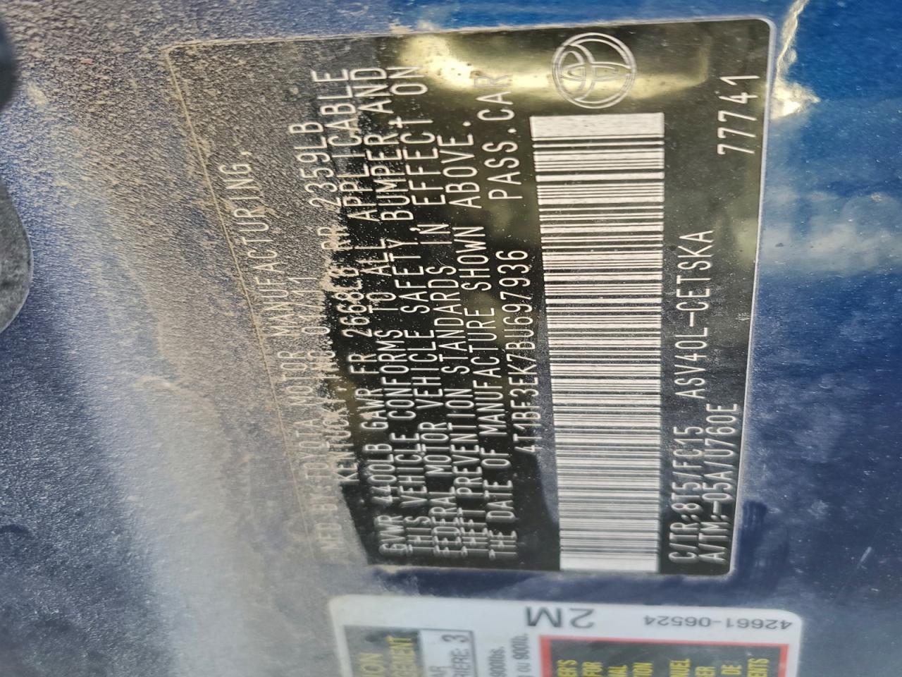 2011 TOYOTA CAMRY BASE photo 12