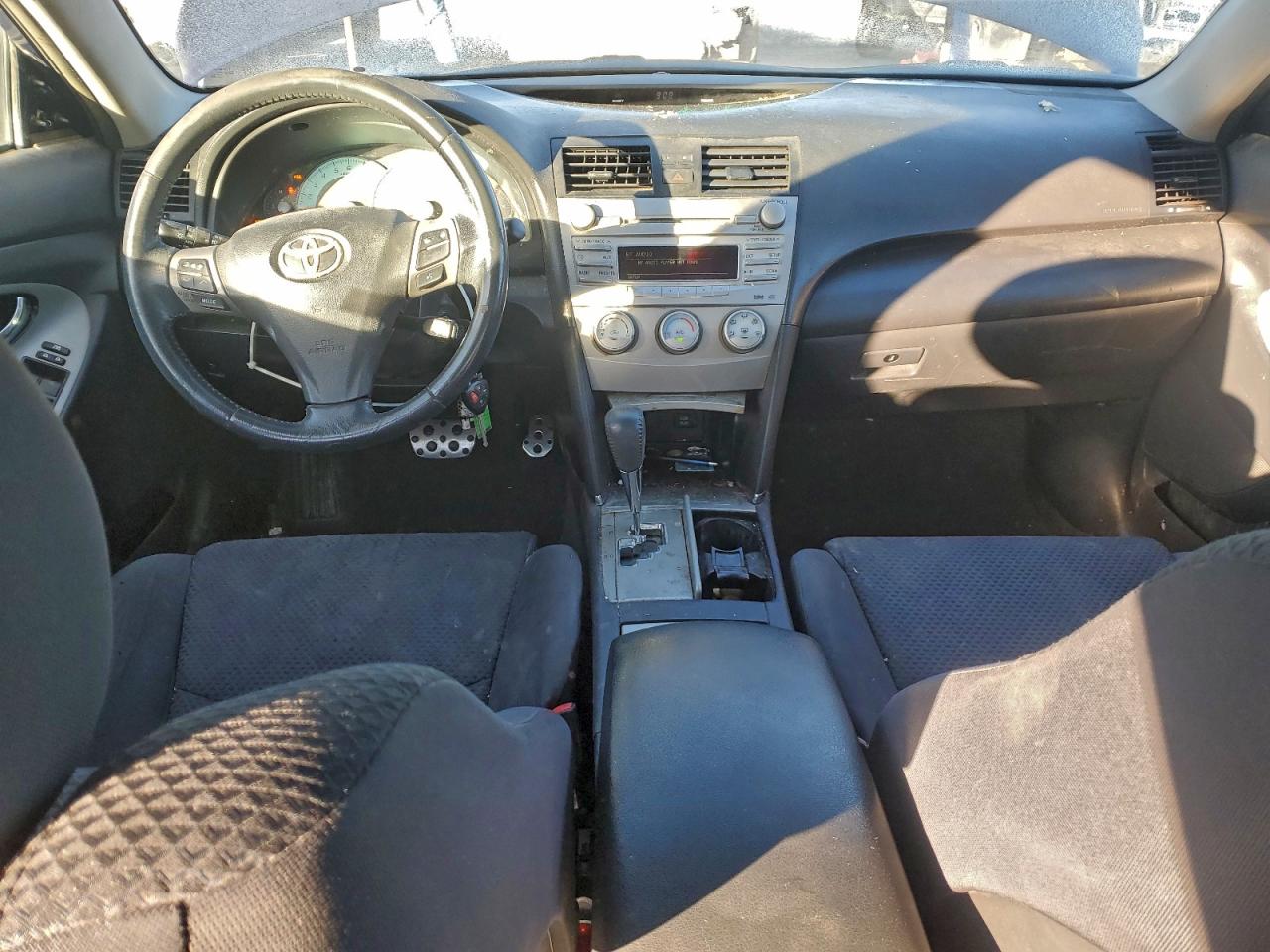 2011 TOYOTA CAMRY BASE photo 8