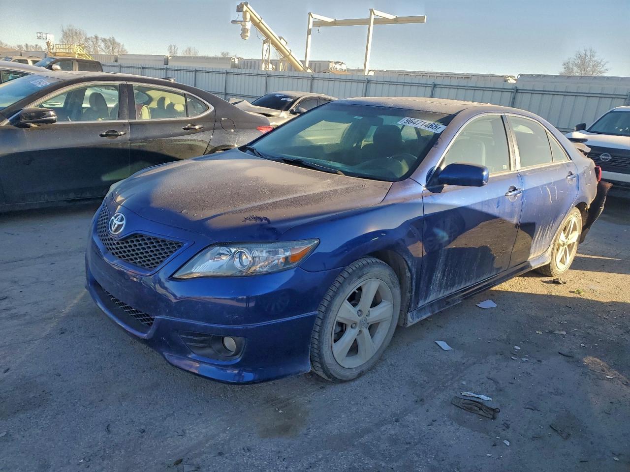 2011 TOYOTA CAMRY