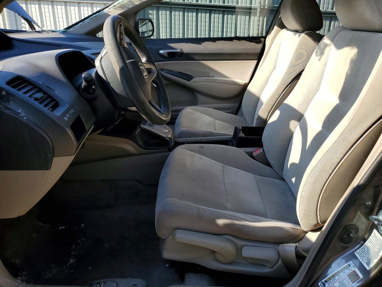 2011 HONDA CIVIC LX photo 7
