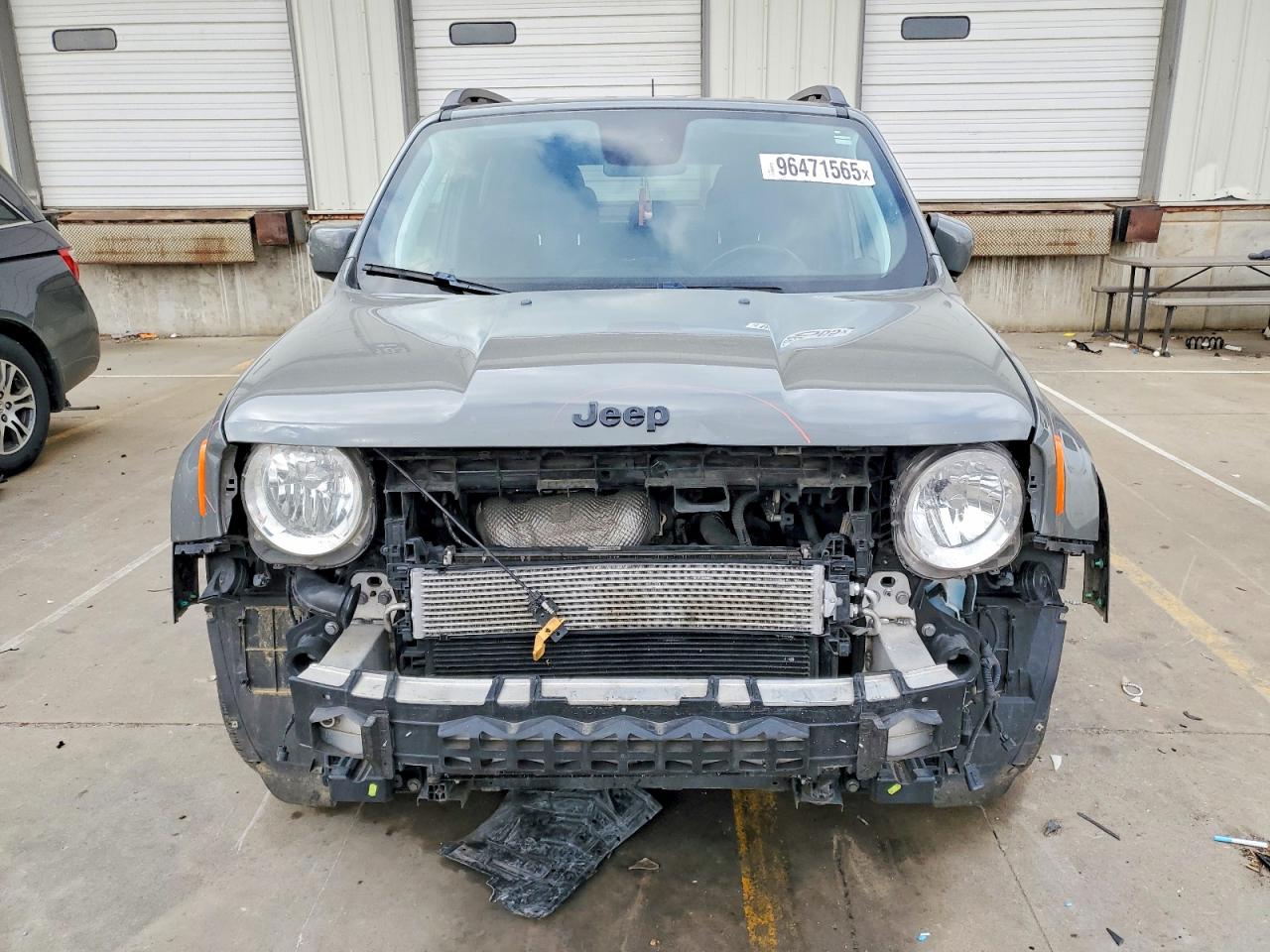 2020 JEEP RENEGADE LATITUDE photo 5
