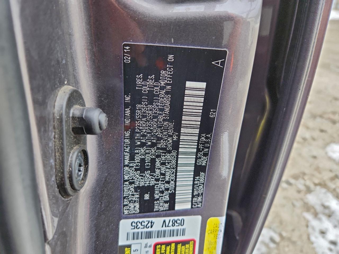 2014 TOYOTA SIENNA XLE photo 13