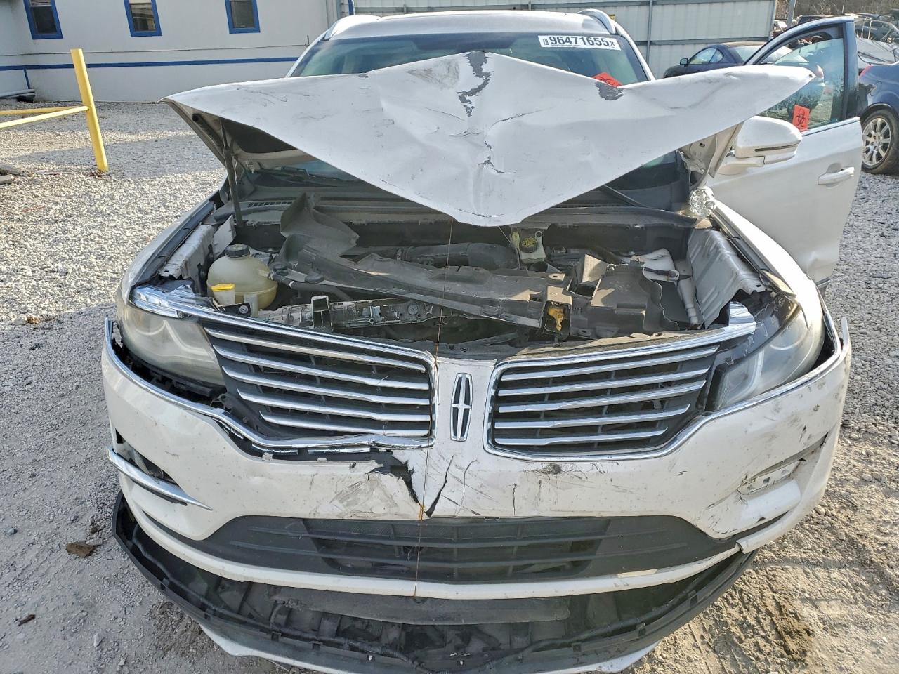 2017 LINCOLN MKC RESERVE photo 12
