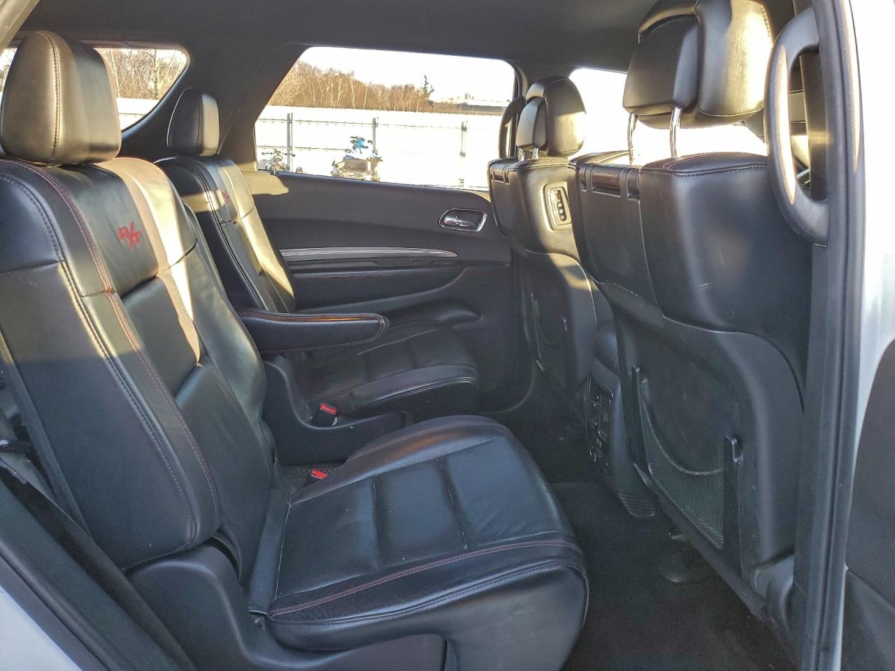 2016 DODGE DURANGO R/T photo 11