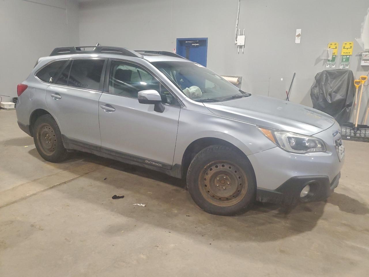 2015 SUBARU OUTBACK 3.6R LIMITED photo 4