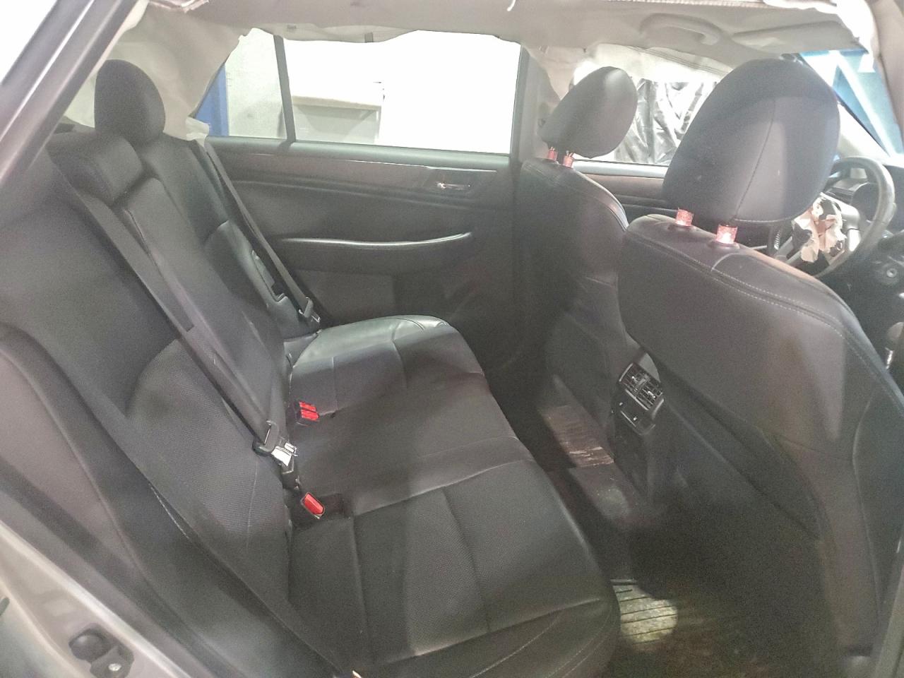 2015 SUBARU OUTBACK 3.6R LIMITED photo 11