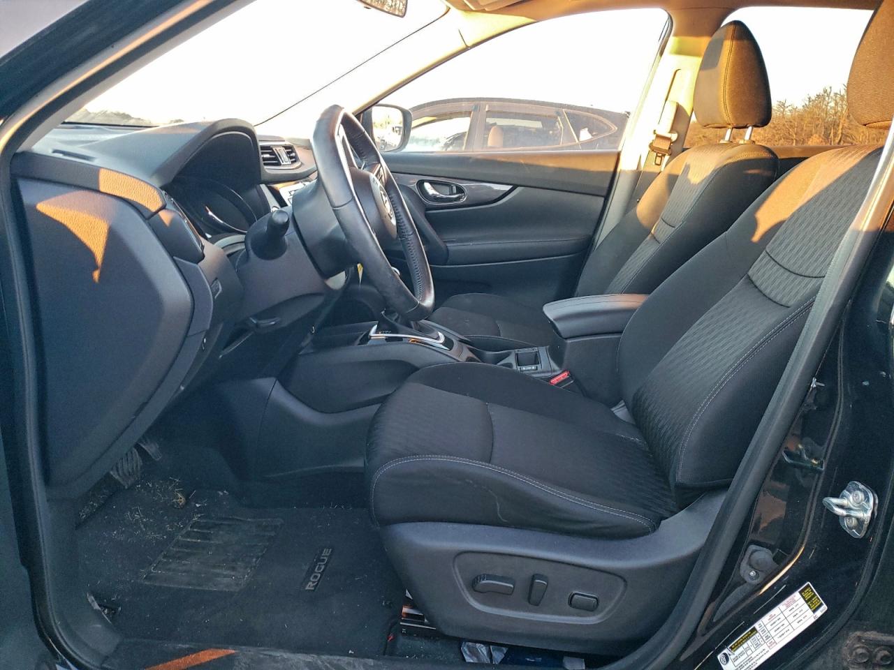 2018 NISSAN ROGUE S photo 7