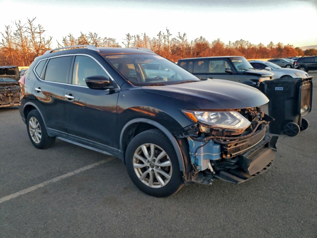 2018 NISSAN ROGUE S photo 4
