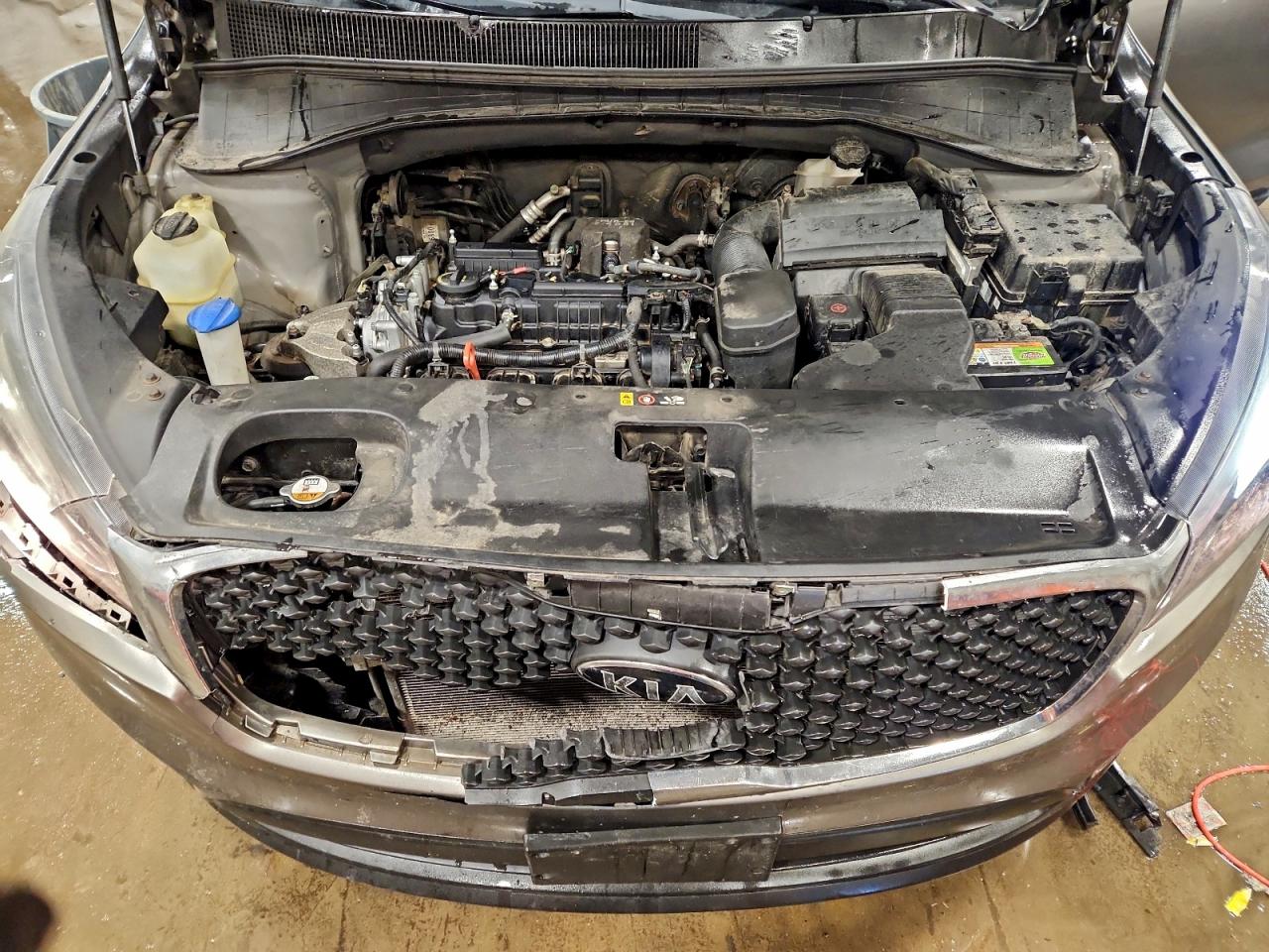 2017 KIA SORENTO LX photo 12