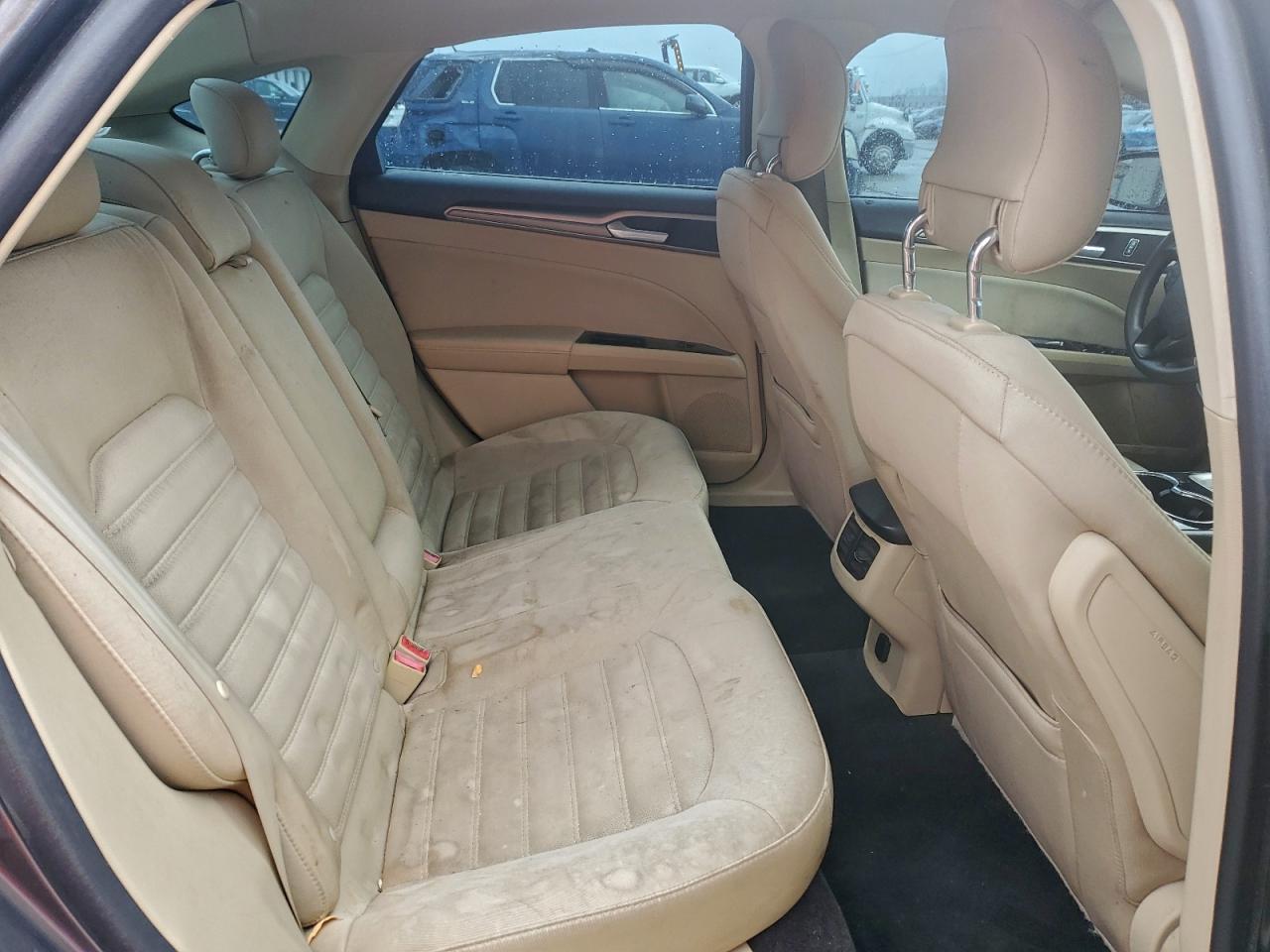 2014 FORD FUSION SE photo 10
