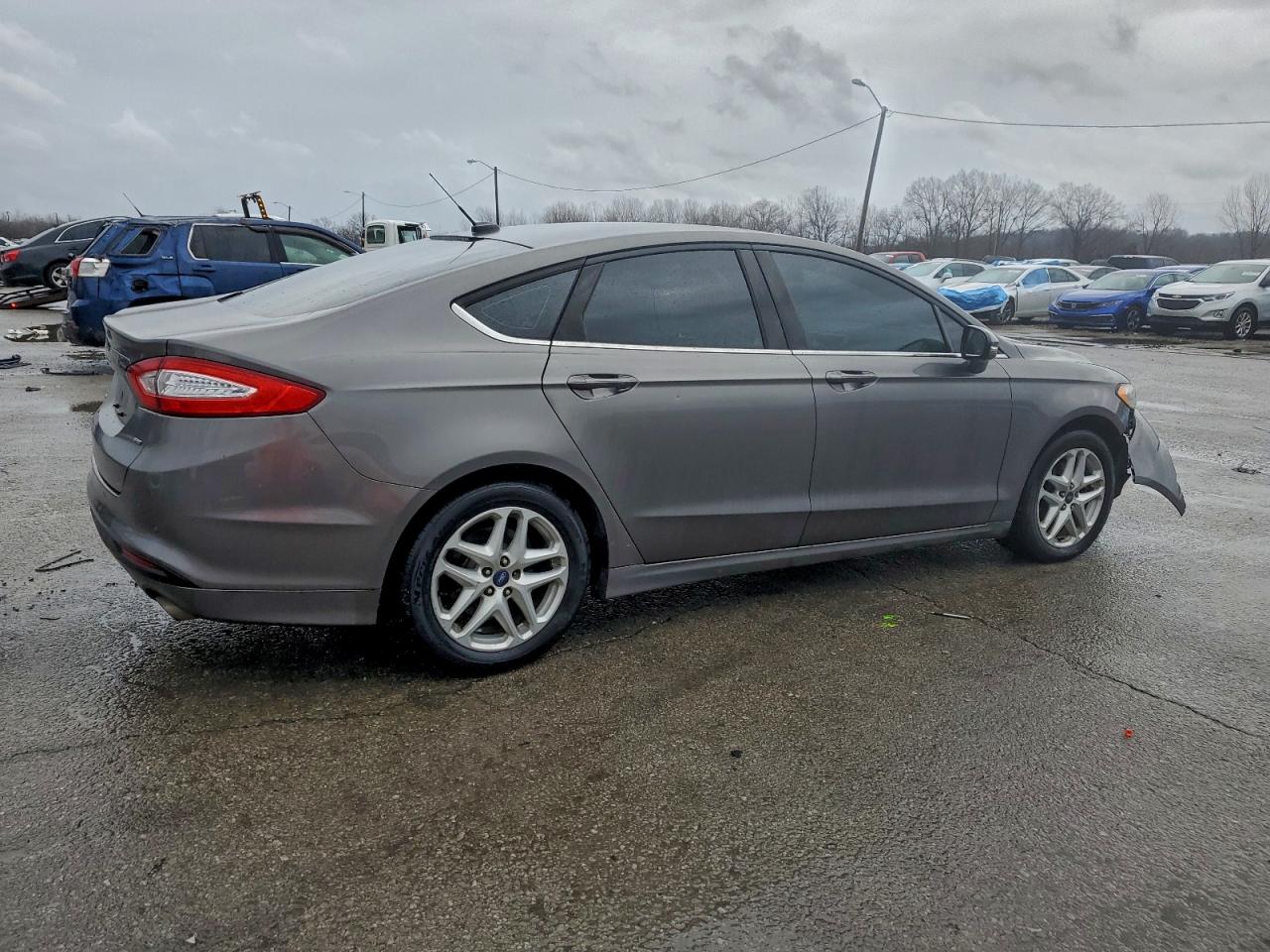 2014 FORD FUSION SE photo 3