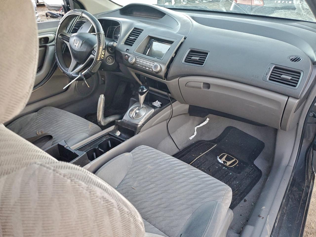2010 HONDA CIVIC LX photo 8