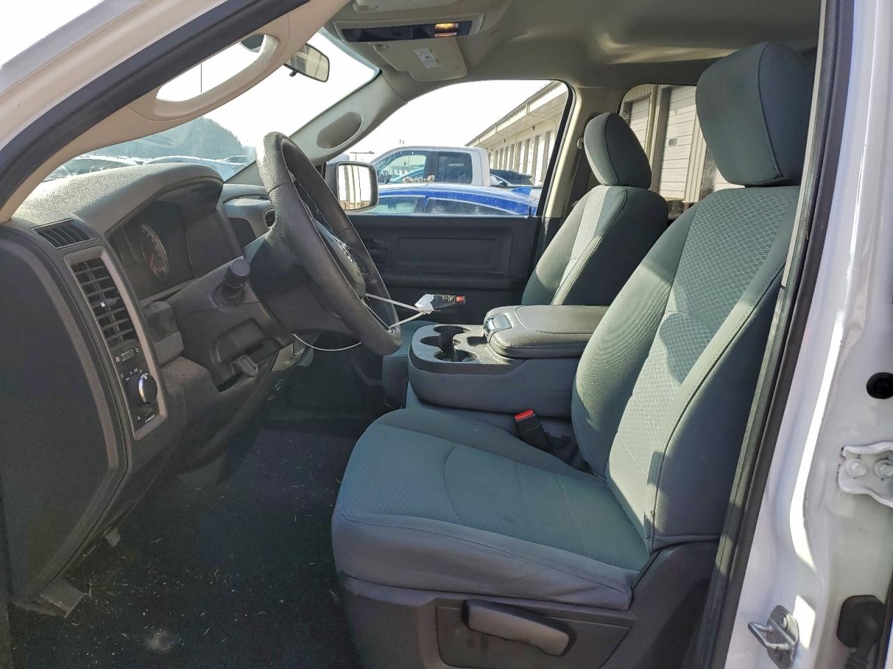 2019 RAM 1500 CLASSIC TRADESMAN photo 7