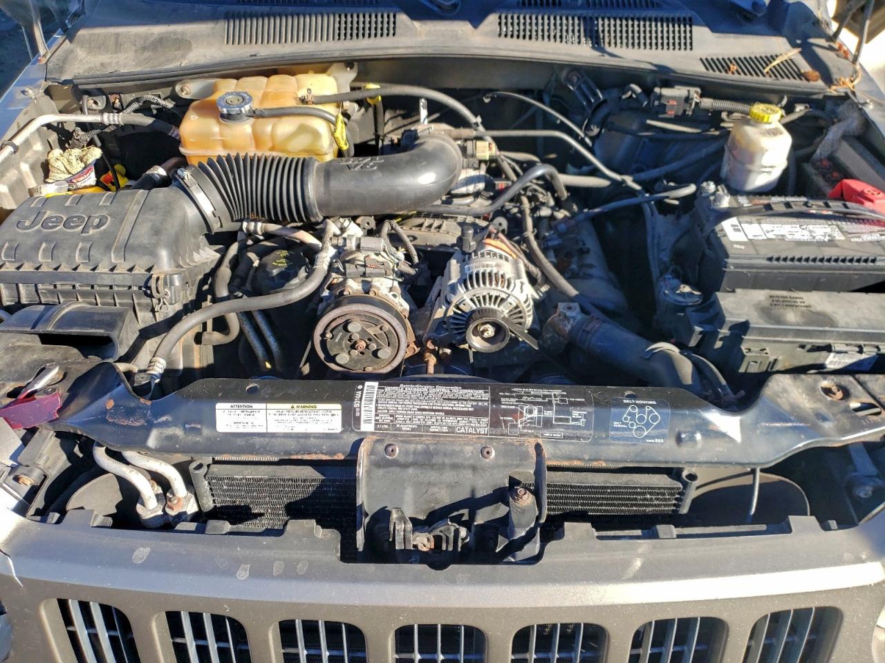 2005 JEEP LIBERTY SPORT photo 11