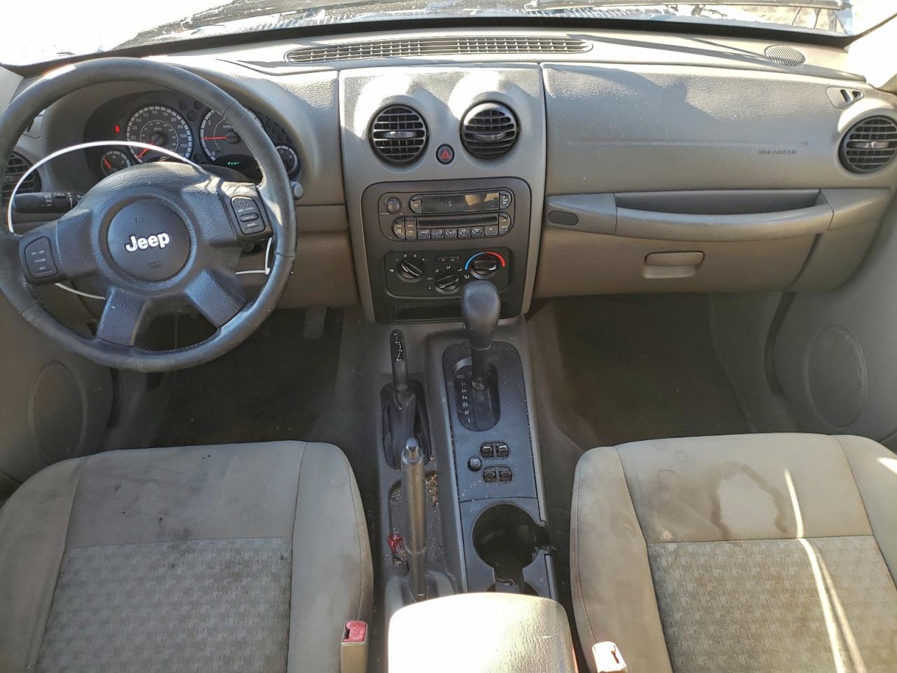 2005 JEEP LIBERTY SPORT photo 8