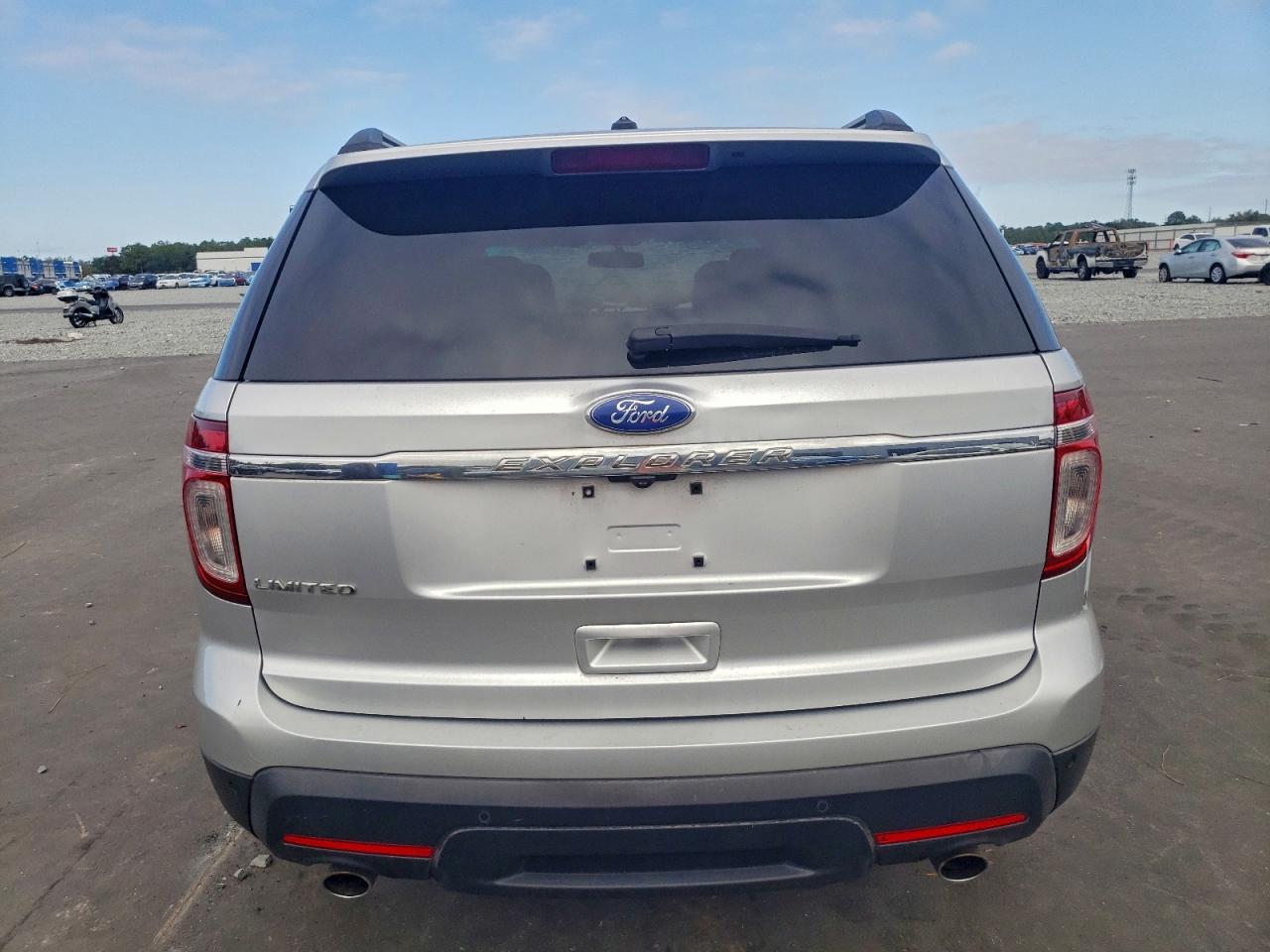 2011 FORD EXPLORER LIMITED photo 6