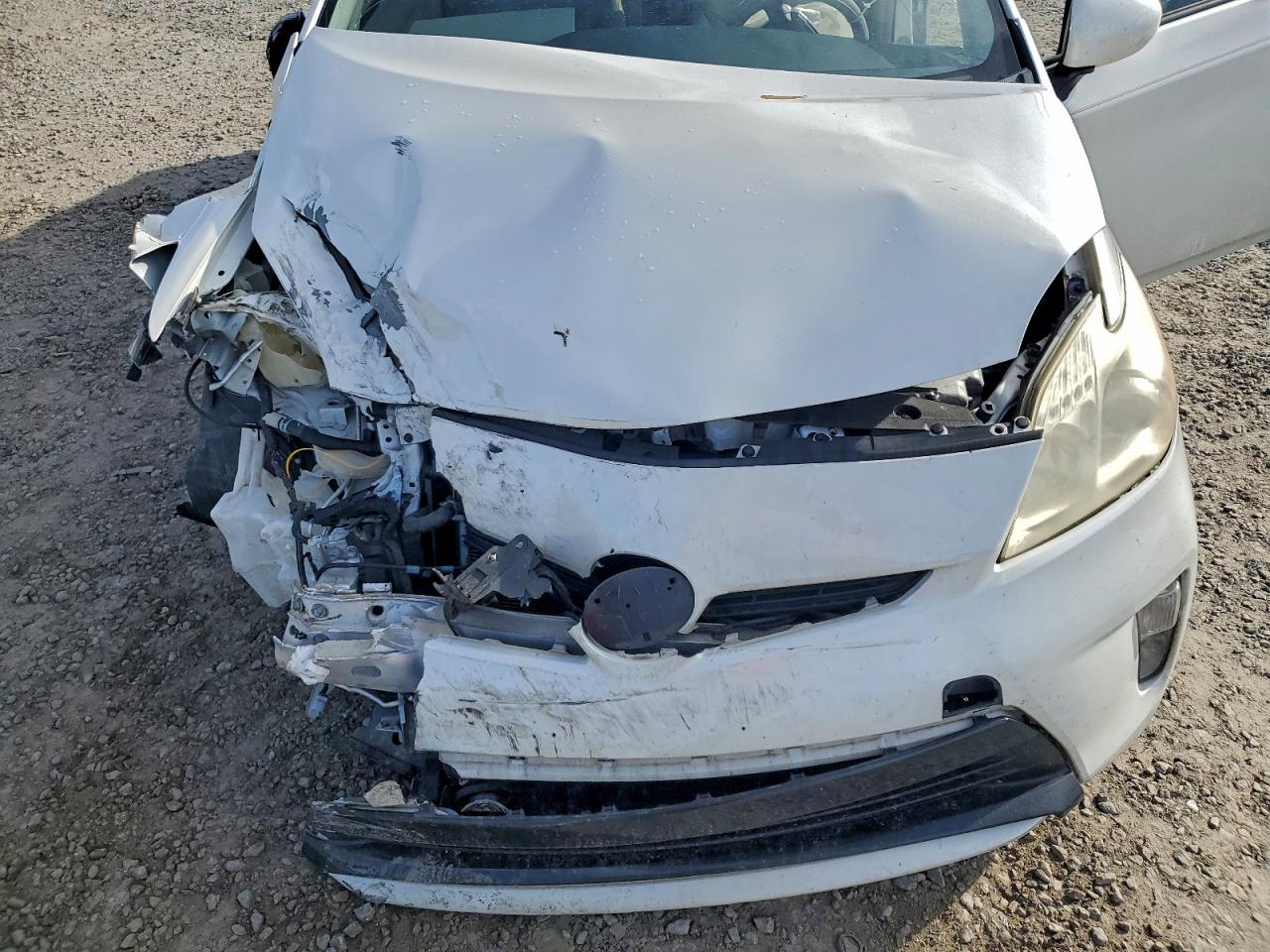 2012 TOYOTA PRIUS photo 11