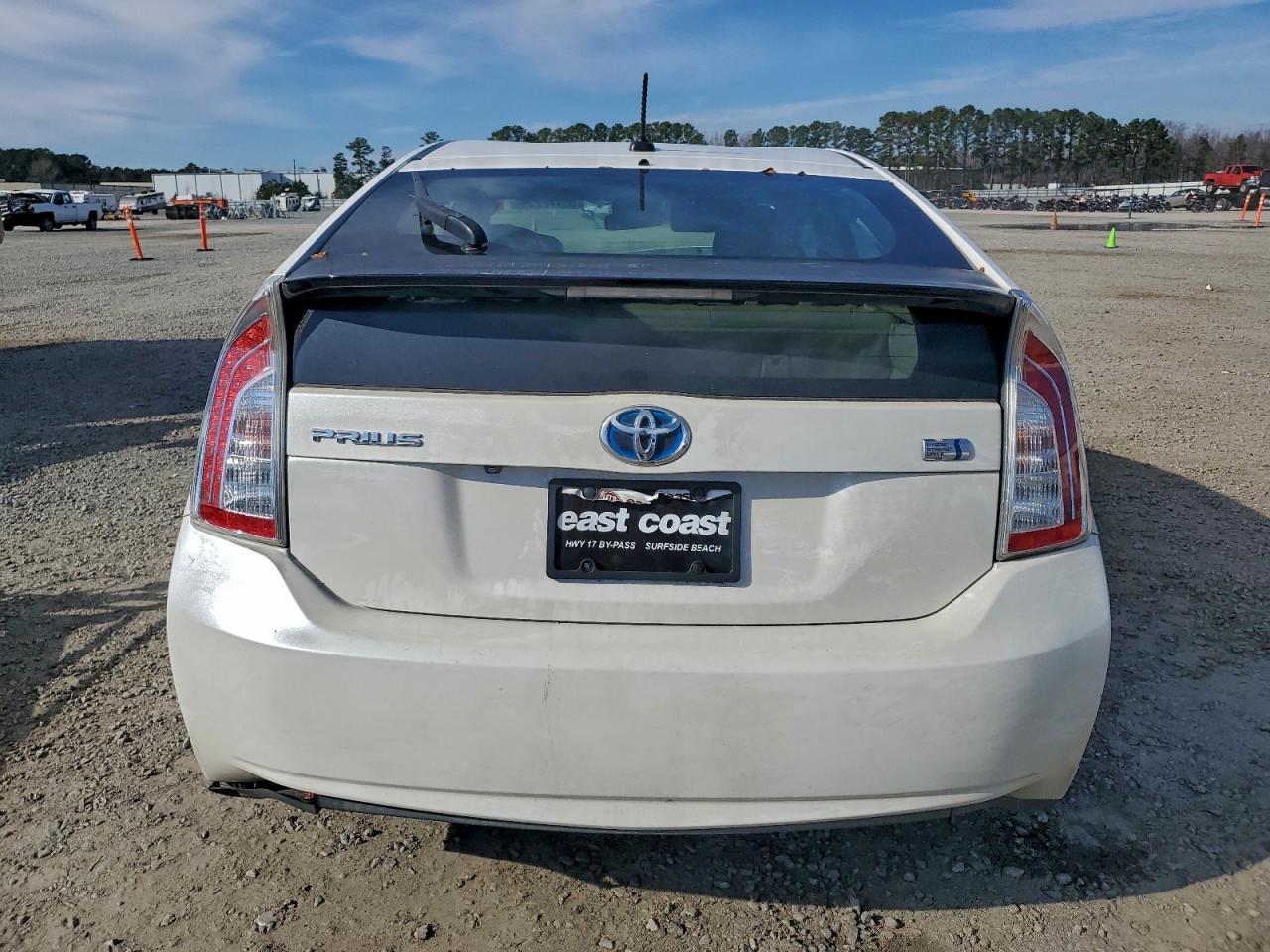 2012 TOYOTA PRIUS photo 6