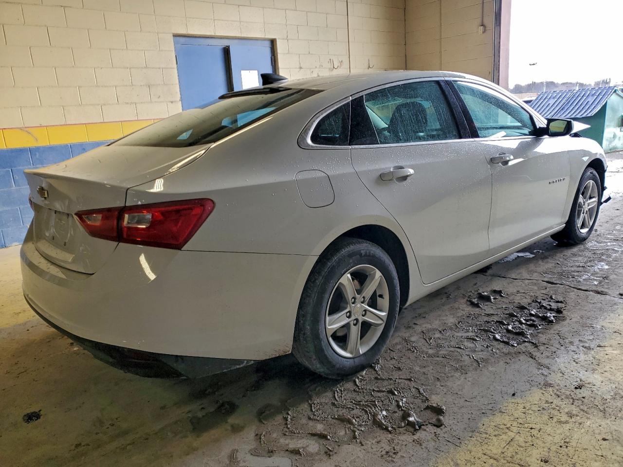 2022 CHEVROLET MALIBU LS photo 3