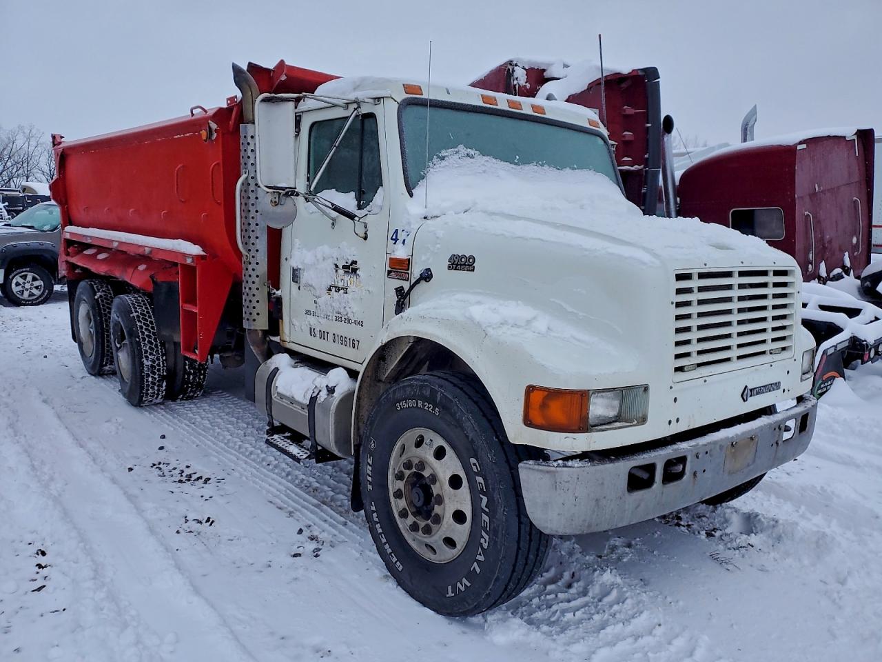 2002 INTERNATIONAL 4000