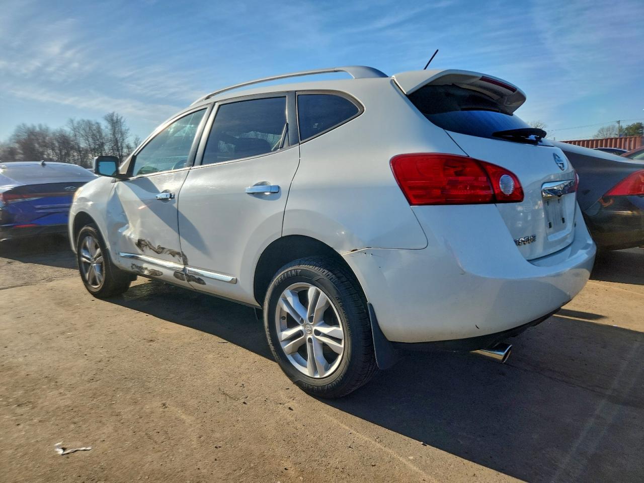 2013 NISSAN ROGUE S photo 2