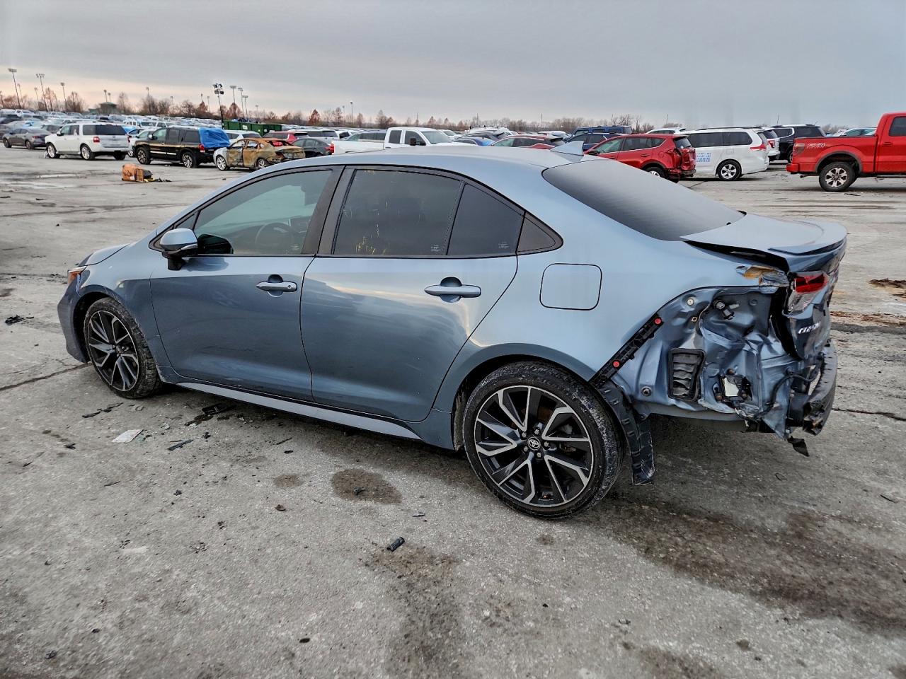 2020 TOYOTA COROLLA SE photo 2