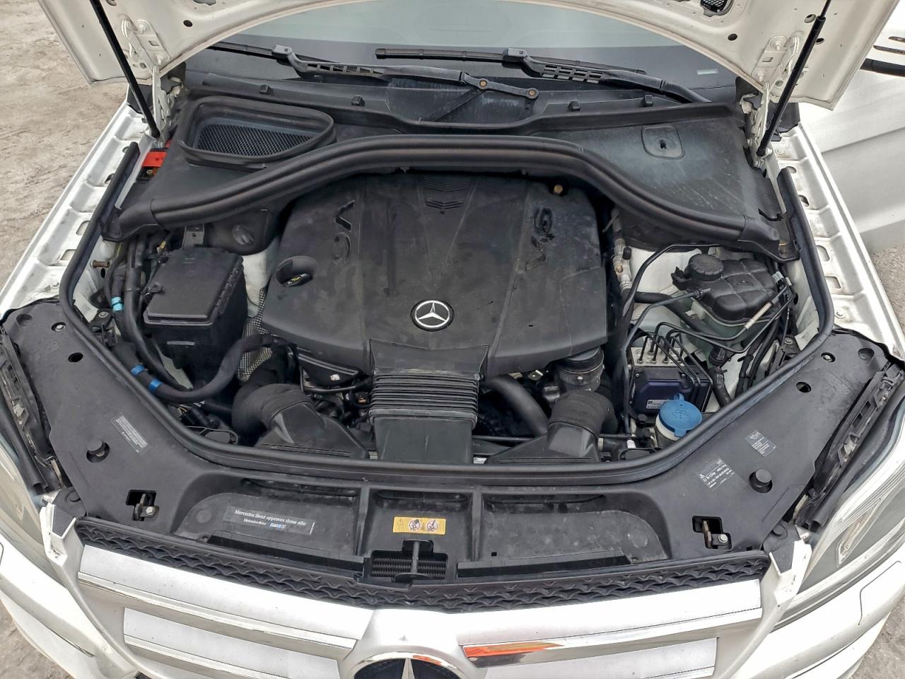 2016 MERCEDES-BENZ GL 350 BLUETEC photo 12