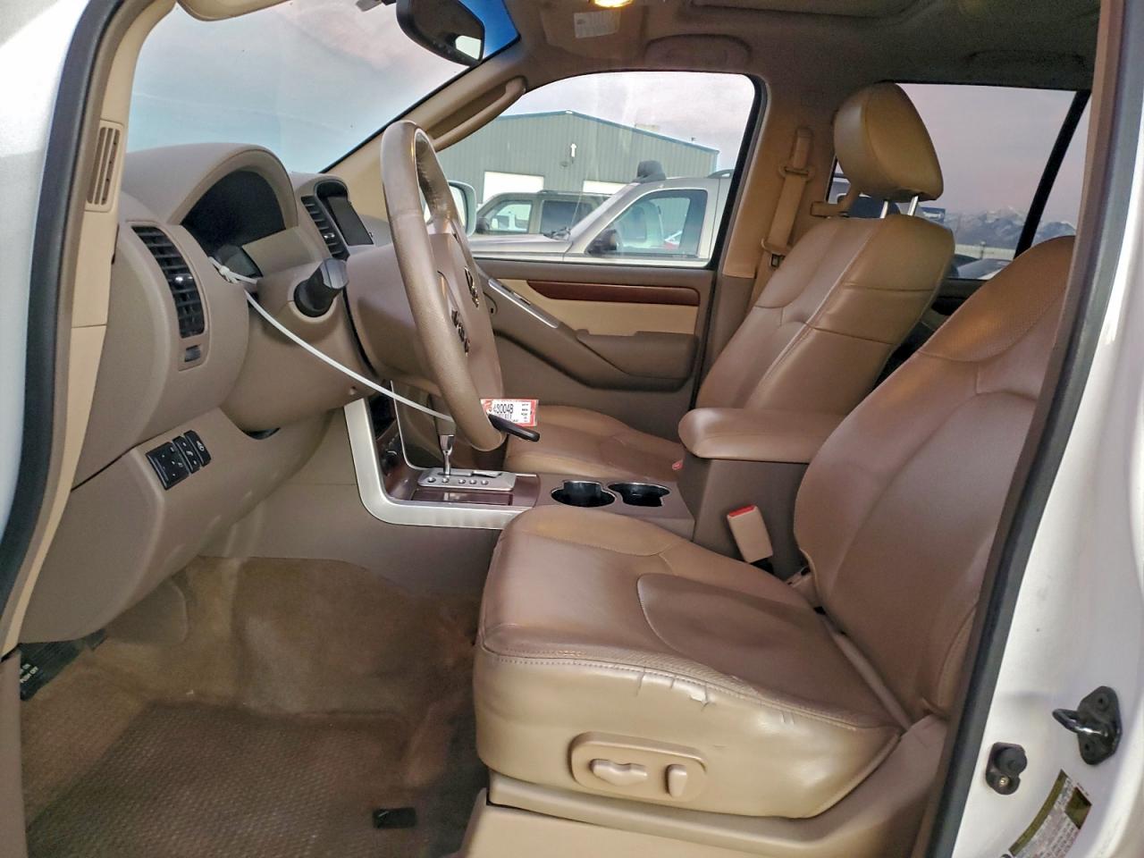2011 NISSAN PATHFINDER S photo 7
