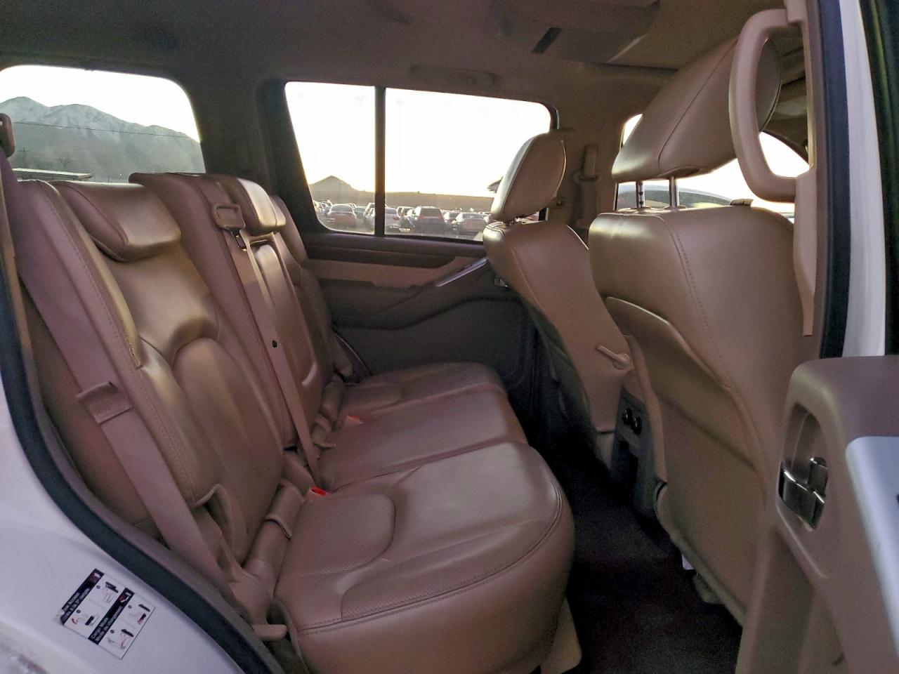 2011 NISSAN PATHFINDER S photo 10