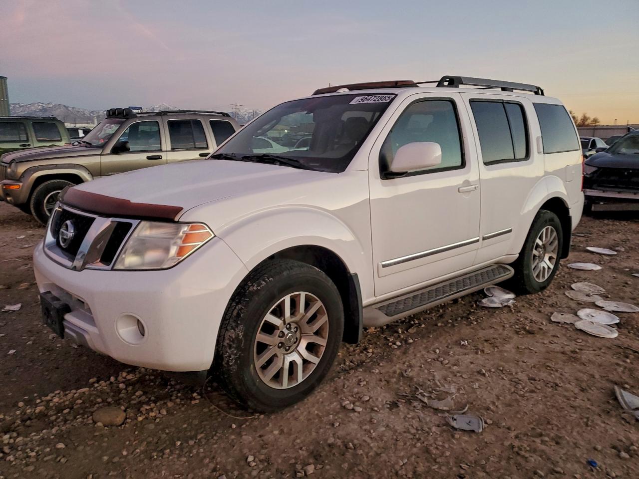 2011 NISSAN PATHFINDER S — SIDE damage — photo 1