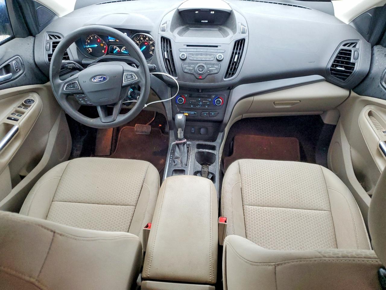 2017 FORD ESCAPE SE photo 8
