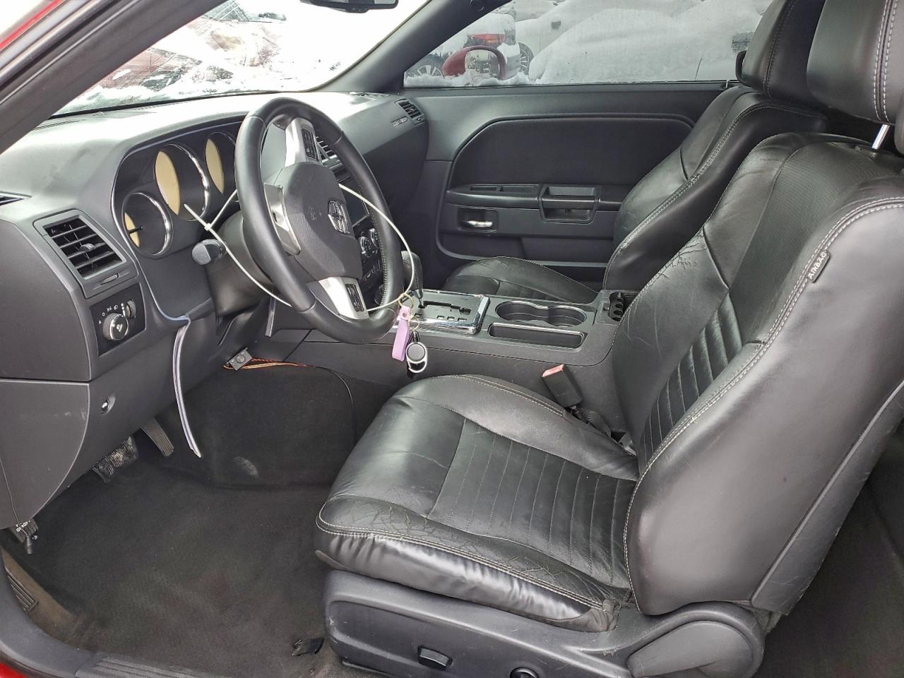 2012 DODGE CHALLENGER SXT photo 7