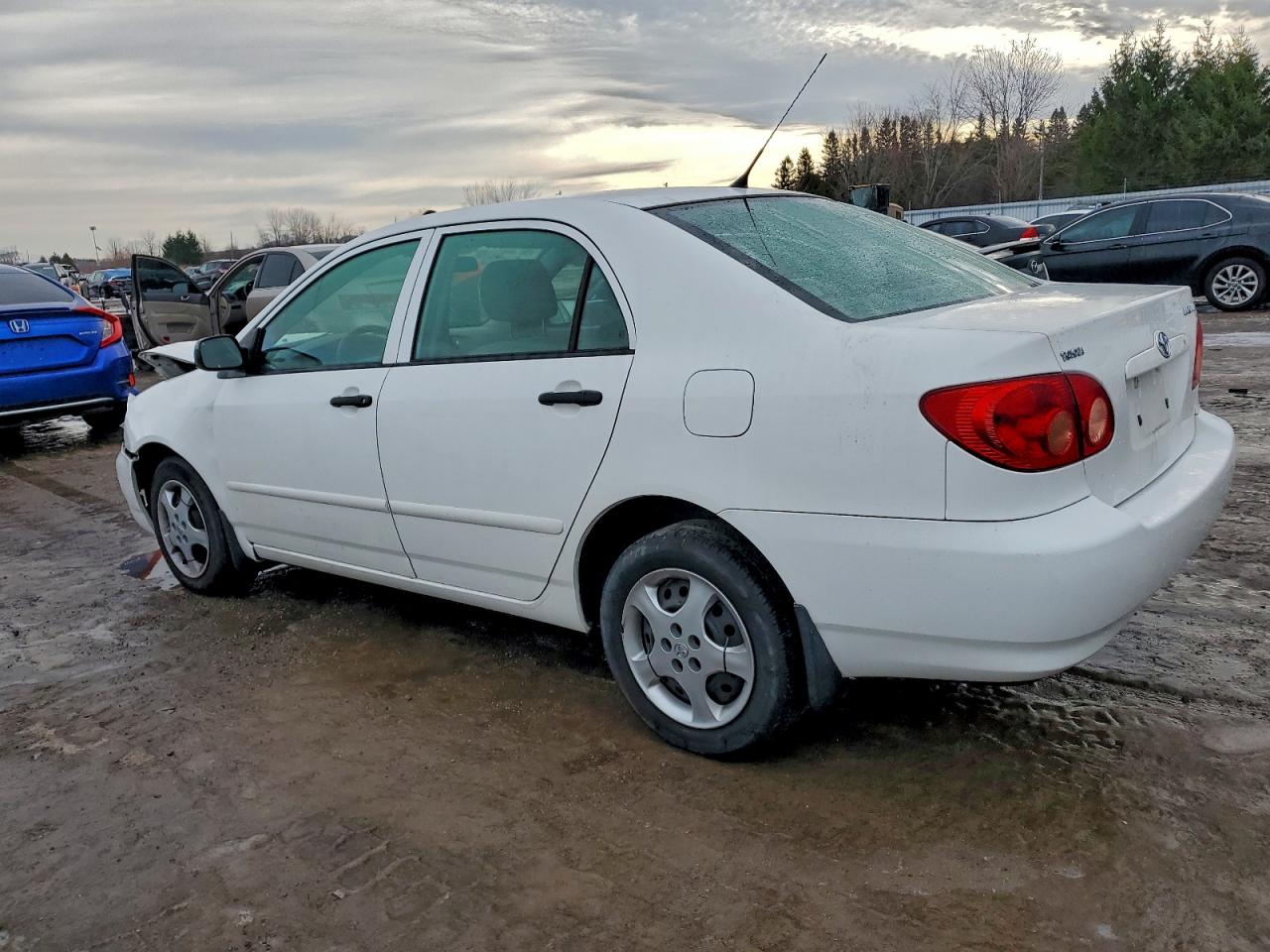 2006 TOYOTA COROLLA CE photo 2