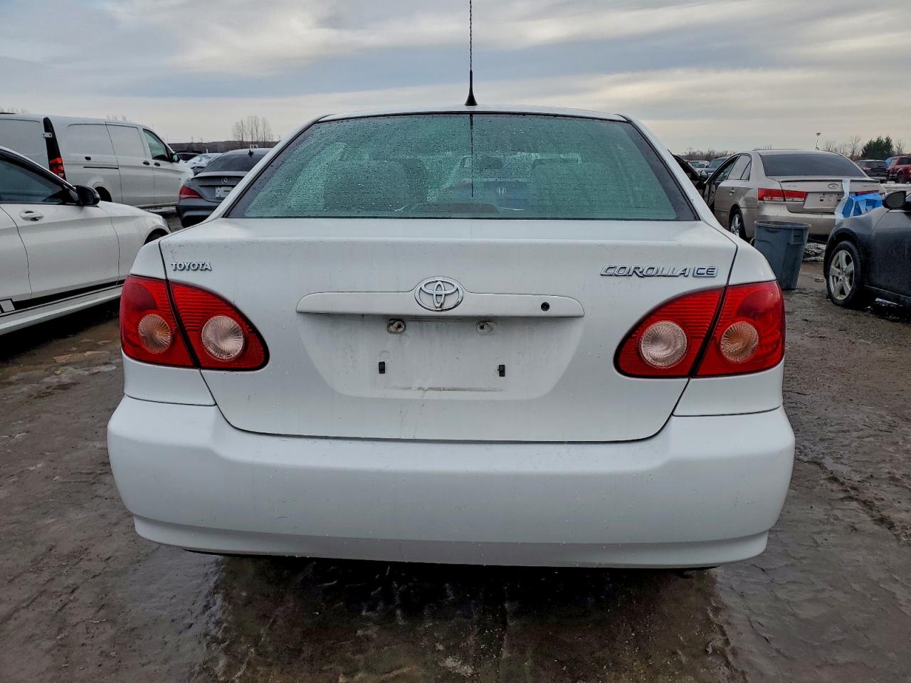 2006 TOYOTA COROLLA CE photo 6