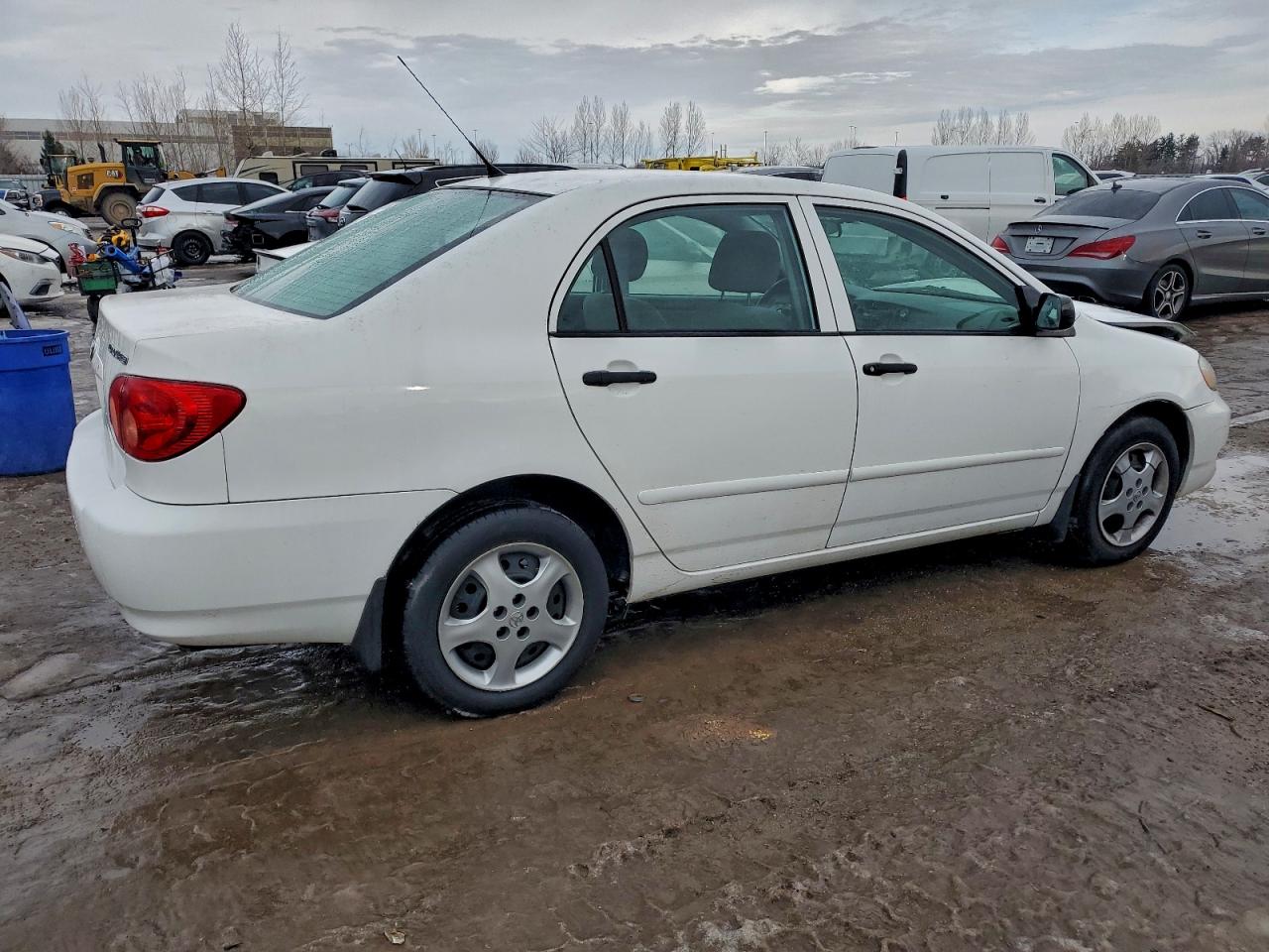2006 TOYOTA COROLLA CE photo 3