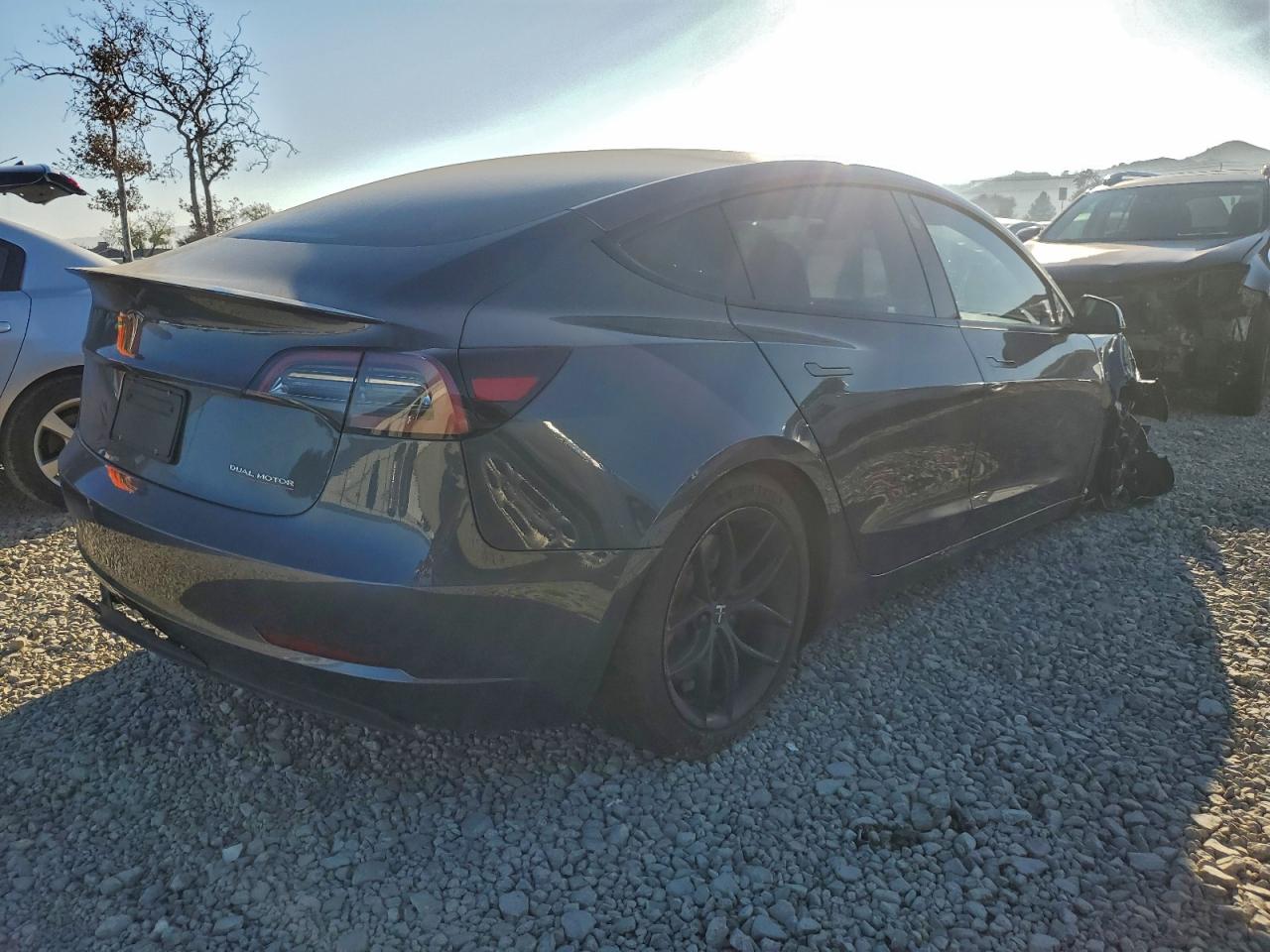 2023 TESLA MODEL 3 photo 3