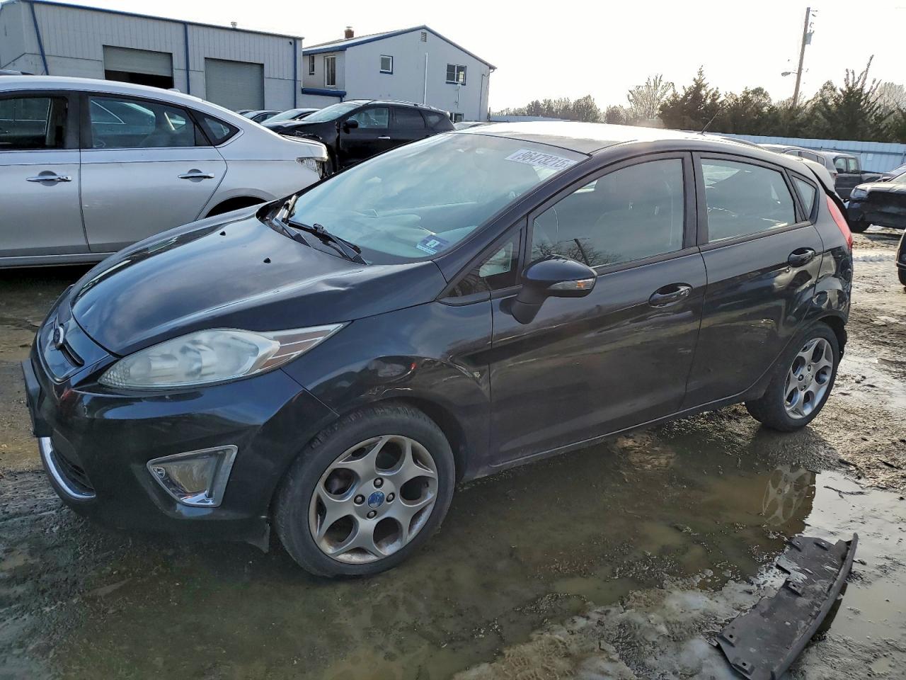 2011 FORD FIESTA