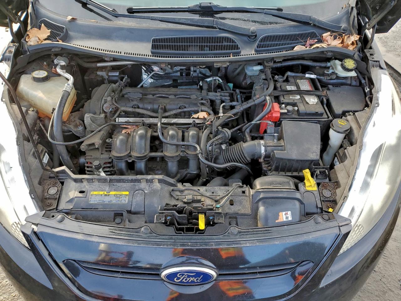 2011 FORD FIESTA SES photo 21