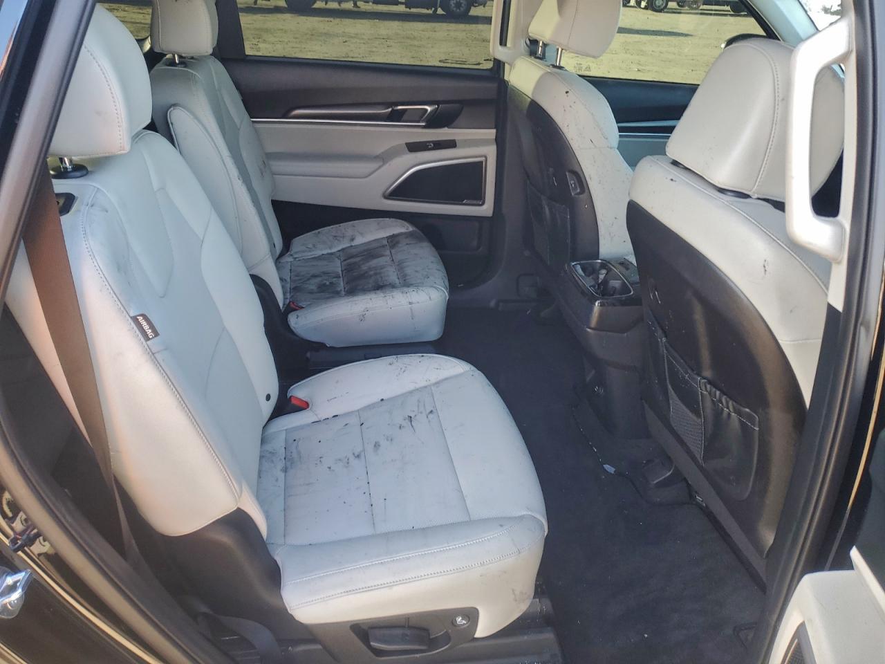 2025 KIA TELLURIDE S photo 11
