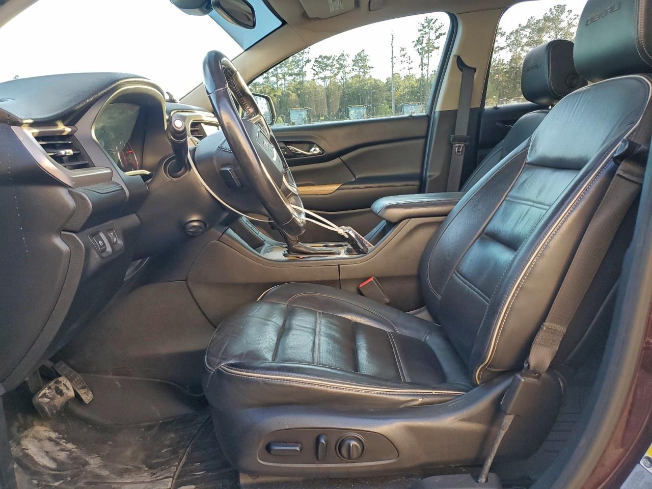 2017 GMC ACADIA DENALI photo 7
